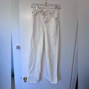 Levi’s Ribcage Straight Ankle Jeans in Cloud Over (White), Size 24, Women’s